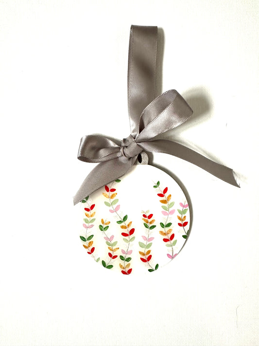 Wooden Tree Decoration - Traditional